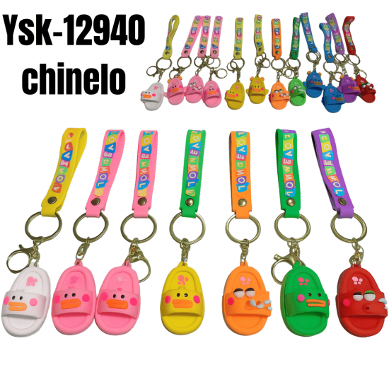 kit 12 Chaveiros 3D Pingente Com Desenhos Fofos Emborrachado