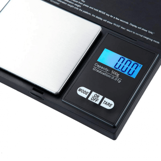 MINI BALANCA DE PRECISAO DIGITAL, PORTATIL DE USO DOMESTICO, COMUMENTE UTILIZADO PARA AFERIR PESO DE OBJE
